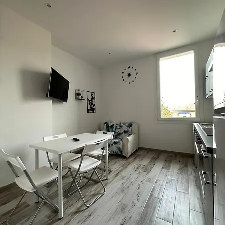 Fondazza Apartment